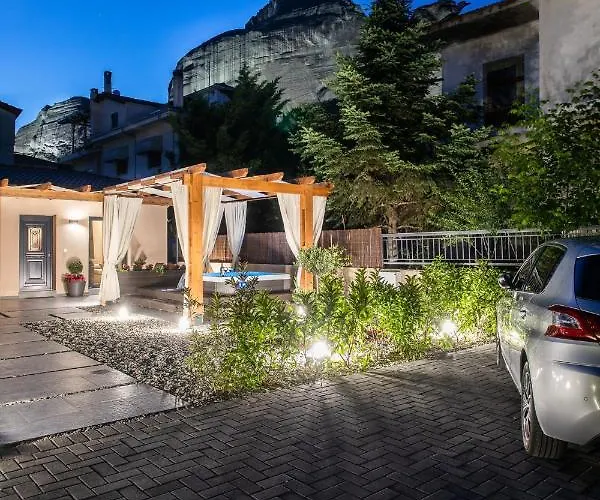 Meteora Boutique A *